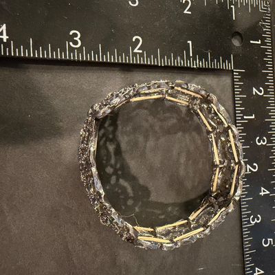 Beautiful silver tone rhinestone stretch bracelet