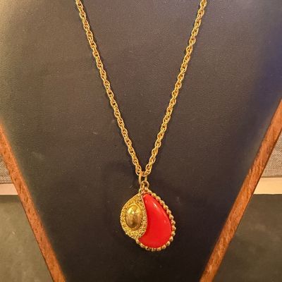 Rachel Leigh Marked gold tone necklace