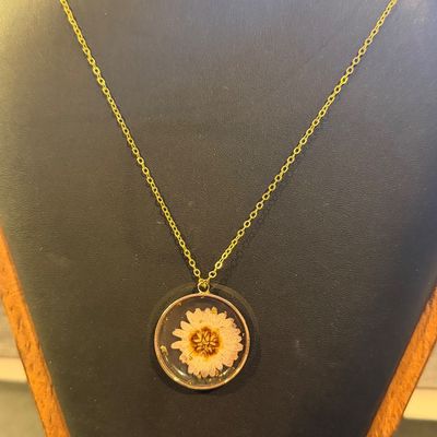 Fashion flower necklace