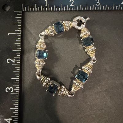 Vintage silver tone beautiful bracelet