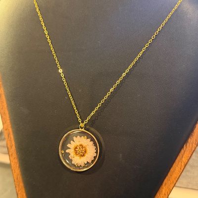 Fashion flower necklace