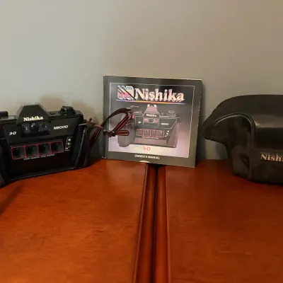Nishika N8000 3D Quadra Lens Camera With Manual and Case