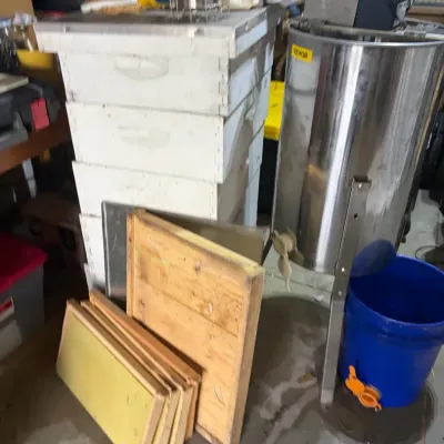 Bee-Keeping Equipment Including Vevor Honey Extractor and Accessories