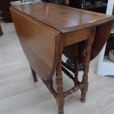 Sale Photo Thumbnail #458: Vintage Gateleg Drop Leaf Table (#61)