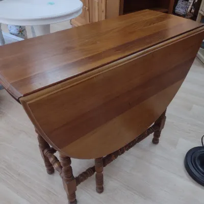 Sale Photo Thumbnail #460: Vintage Gateleg Drop Leaf Table (#61)