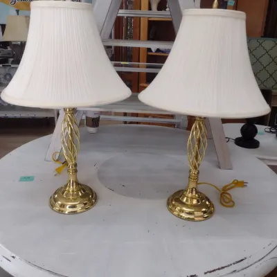 Sale Photo Thumbnail #581: Pair of Brass Finish Spiral Post Table Lamps (#79)