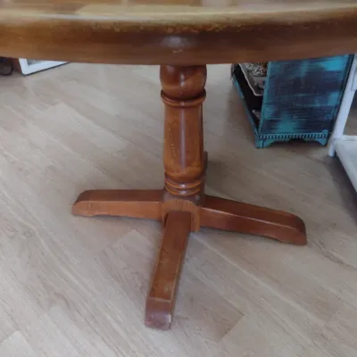 Sale Photo Thumbnail #195: Round Solid Wood Pedestal Table (#26)
