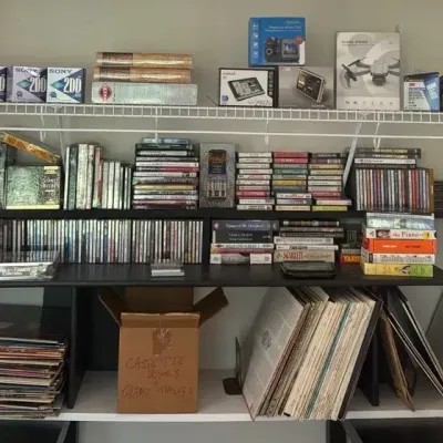 Massive Media & Electronics Lot – Vinyl Records, DVDs, CDs, Cassettes & Tech