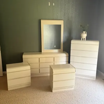 Vintage 80s/90s Postmodern High-Gloss Cream Bedroom Furniture Set (5 Pieces)