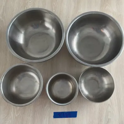 Stainless Steel Mixing Bowls Stainless steel mixing bowls