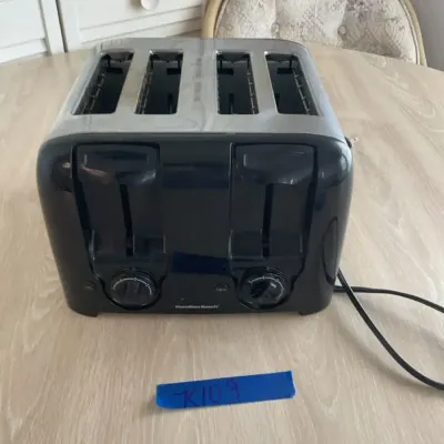 Four Slice Hamilton Beach Toaster