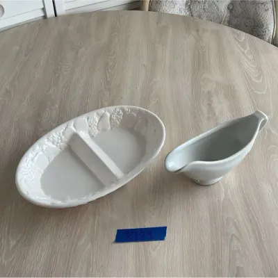 Gravy Boat And Serving Tray