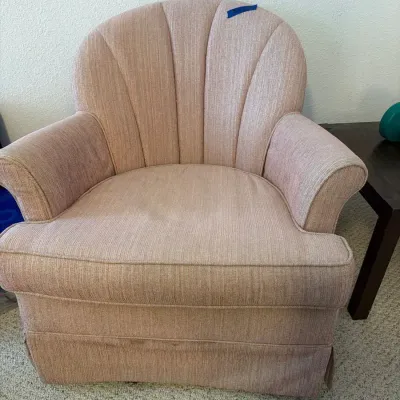 Small Mauve Rocker 30 X 23 X 30