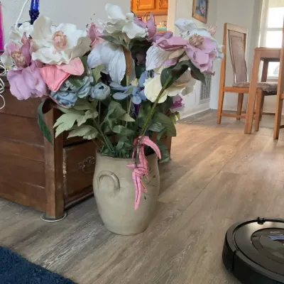 11 Inch Tall Vase With Fake Flowers