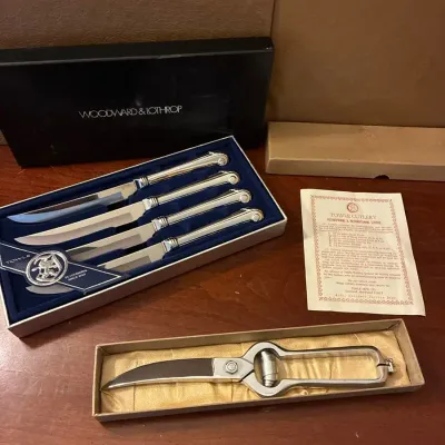Towle Steak Knives & Kitchen Shears