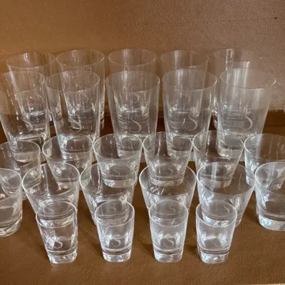 Engraved “S” Glassware Set