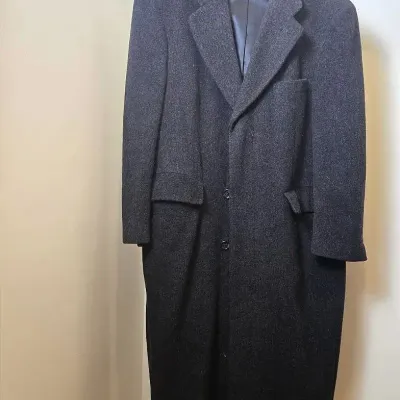 Authenticated VTG Burberrys 100% Wool Men’s Overcoat: Approx. Size L/42-44