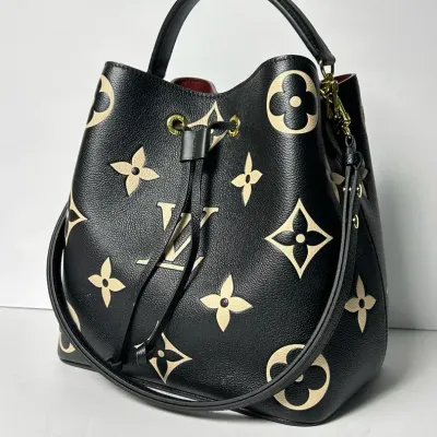 Authenticated Louis Vuitton NéoNoé MM Bicolor Monogram Empreinte Bag & Zip Pouch