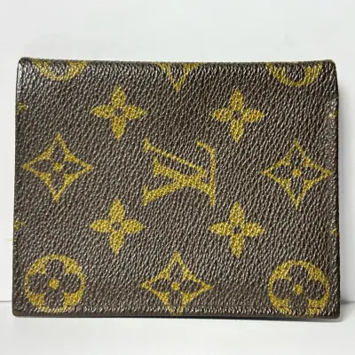 Authenticated Louis Vuitton VTG Monogram Saks Fifth Avenue Card Case/Wallet