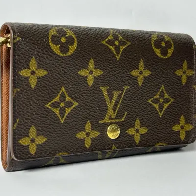 Authenticated Louis Vuitton Monogram Canvas Zip Wallet, Made in Spain
