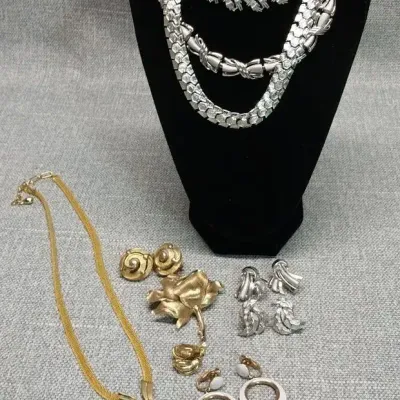 Vintage Trifari & Coro Jewelry 