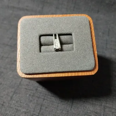 14k White Gold Pendant With Diamonds