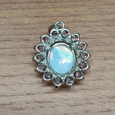 14k Opal Pendant 