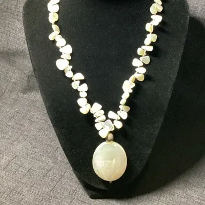 Mother Of Pearl Vintage Set