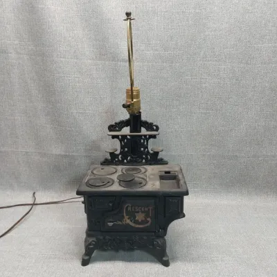 Crescent Cast Iron Lamp