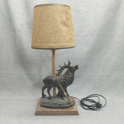 Metal Elk Desk Lamp