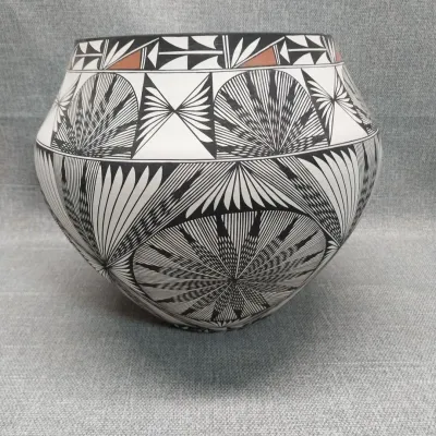 Fine Line Acoma Pottery 