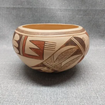 Myrtle Young Hopi Pottery 