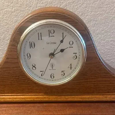La Crosse Mantle Clock