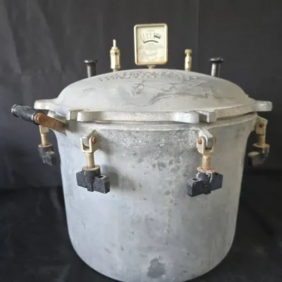 Vintage National Heavy Cast Aluminum Pressure Cooker/Canner