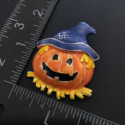 Cute enamel pumpkin brooch
