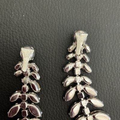Sale Photo Thumbnail #177: Vintage Silver tone dangle earrings with Rhinestones 
Please see attached pictures