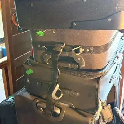 Group of 8 Travel Luggage 