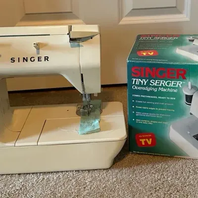 Singer Sewing Machine & Tiny Serger