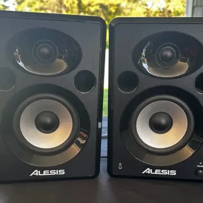 Alesis Elevate 5 Speakers