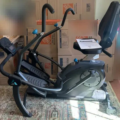 Teeter FreeStep Recumbent Cross Trainer