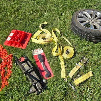 Vehicle Accessories: Car Tire, Recovery Straps, 2 Ton Jack +