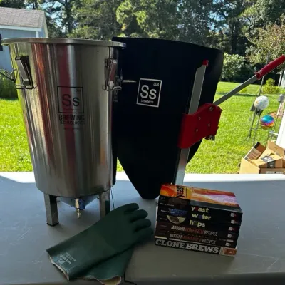 Beer Making Lot Bottle Capper, Books, Gloves, Stainless Pot