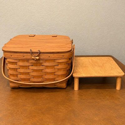 Sale Photo Thumbnail #164: Ld 1994 longaberger picnic basket with table