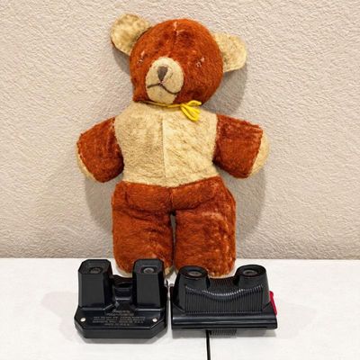 Sale Photo Thumbnail #183: Ld vintage 15 plush teddy bear with viewmaster style cameras