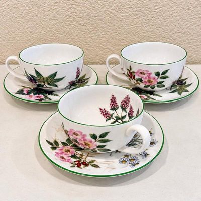 Sale Photo Thumbnail #111: Hk g j china floral tea cups and saucers set