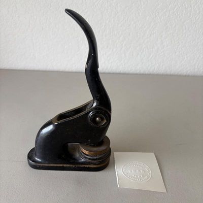 Sale Photo Thumbnail #230: V vintage 1926 cast iron desk seal press by noel investment co