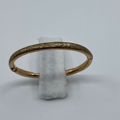 Vintage Gold-Tone Rose Brooch & Engraved Hinged Bangle Bracelet Set