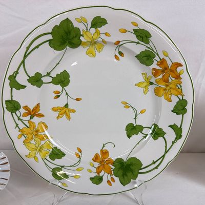 Assorted Fine Porcelain Serving Pieces - Villeroy & Boch, Royal Doulton
