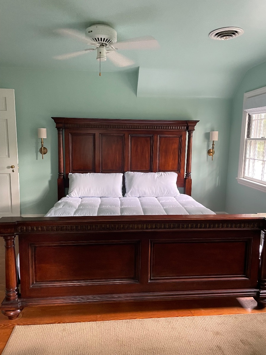 Traditional Style Dark Wood King Bed Frame with Headboard & Footboard ...