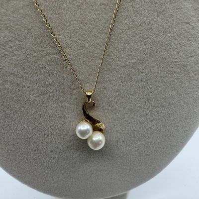 14K Yellow Gold Cultured Pearl Pendant Necklace